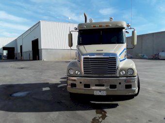 2014 Freightliner CST112