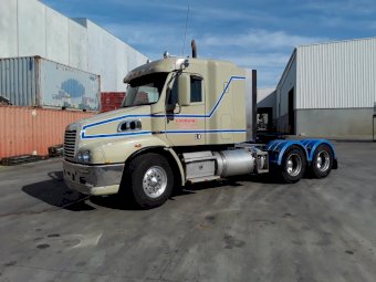 2014 Freightliner CST112