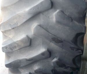 4 x Firestone 30.5L32 Tyres