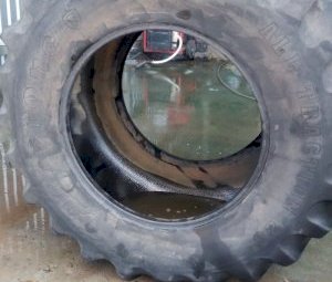4 x Firestone 30.5L32 Tyres