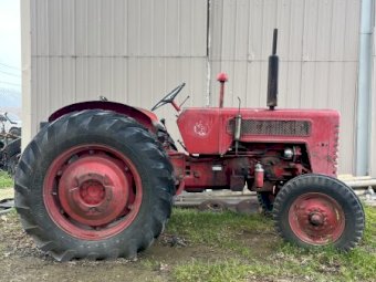 B275 International tractor | Farm Tender