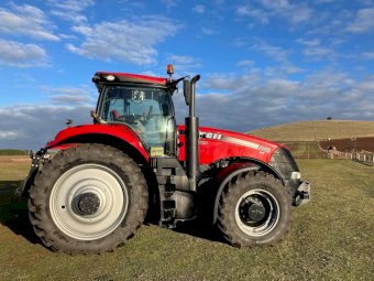 2018 Case IH Magnum 340 CVT Tractor