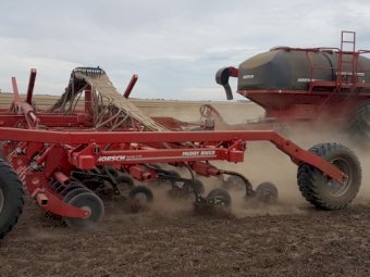 2015 Horsch Sprinter 12NT Airseeder and 12,000 Aircart