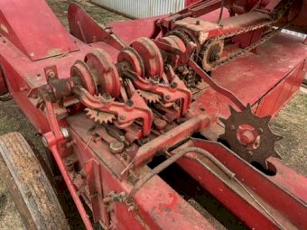 Massey Ferguson 503 Baler