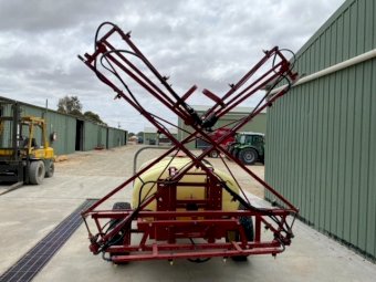 Hardi Grassland 1200L Trailing Sprayer