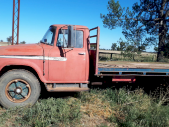 1964 Dodge 690 Tray Truck