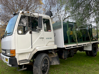 1988 Mitsubishi FK455 Truck