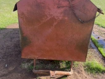 Under Auction - (A249) 1.5MT Sheep Lick Feeder 