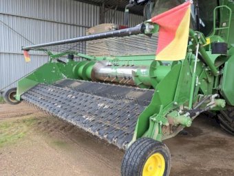 2021 John Deere BP 15 pickup front