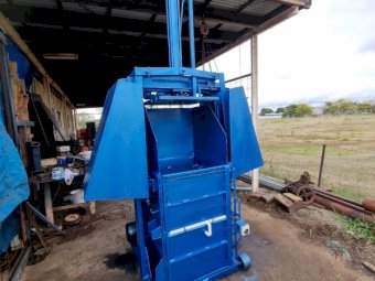 BHB Hydraulic Wool Press