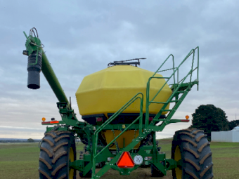 2021 John Deere 1910 Triple Bin Air Cart