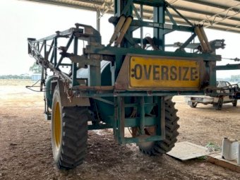 Goldacres 4028 Trailing Sprayer
