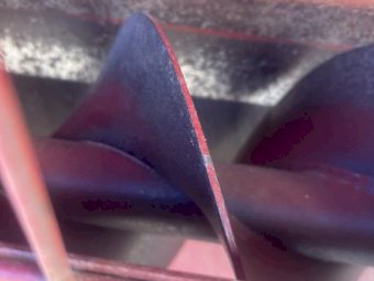 Hutchinson Swing Away Auger