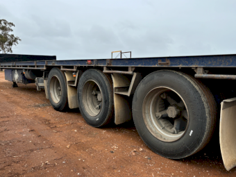 2002 Krueger 45' Drop Deck