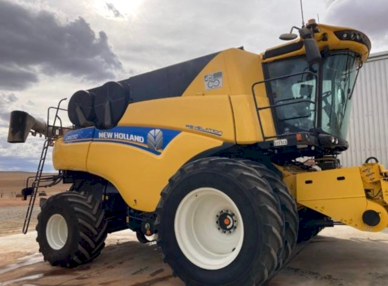 2020 NEW HOLLAND CR10.90 COMBINE
