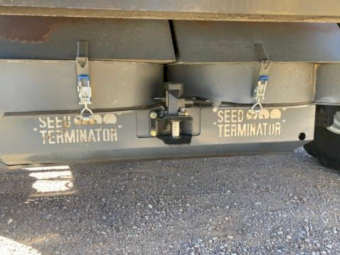 2016 CR9.90 TRAX NH Combine & 45' MacDon FD75