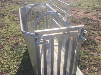 Steel Save Sheep Handler