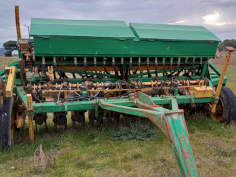 Rock-Hoppa Seed Drill