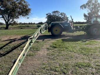 1998 Goldacres 4024 Trailing sprayer