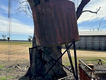 4 x Over head Fuel Tanks