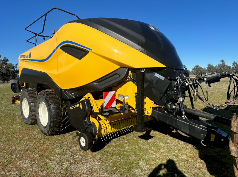 (Price Drop) New Holland BigBaler 1290 HD Baler