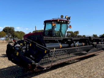 2012 Build MacDon M205 and D60 front + 2016 Build R85