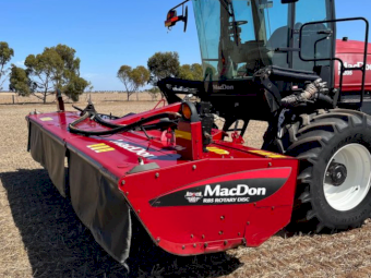 2012 Build MacDon M205 and D60 front + 2016 Build R85