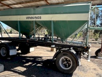 Vennings Grouper on Skel Trailer