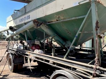 Vennings Grouper on Skel Trailer