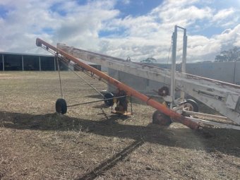 White Shifter & Orange Auger