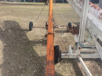 White Shifter & Orange Auger