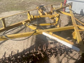 Phillips Prickle Chain Harrows for Combine