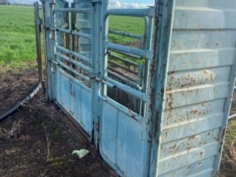 Warwick Cattle Crush