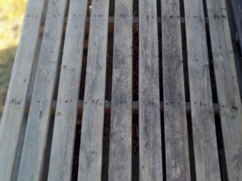 Re-usable wooden pallets, 1800 mm x 1200 mm & 1200 mm x 1200 mm approx