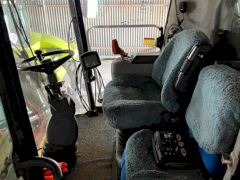 2011 New Holland CR9060 Header with 88C Draper Front