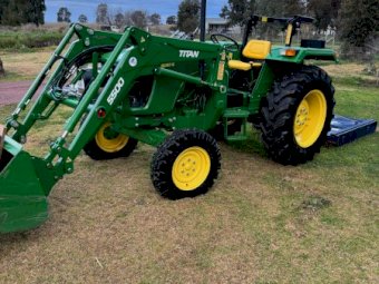 2022 John Deere 5050E Tractor