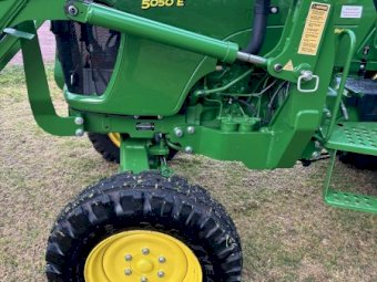 2022 John Deere 5050E Tractor