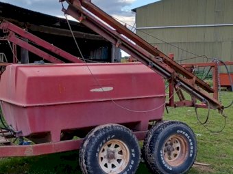 Silvan 2000Ltr 40' Boom Spray