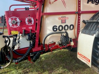 2013 Croplands Pegasus 6000L Tow Behind Sprayer