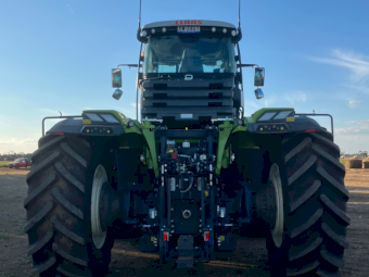 2023 Claas 5000 Xerion Tractor
