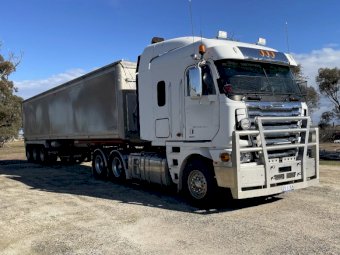 2014 Freightliner 110 Big Cab