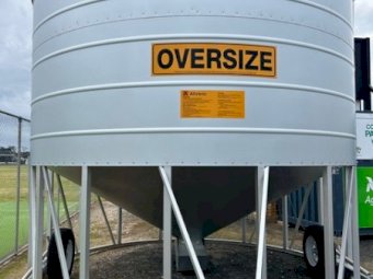 Under Auction - UNRESERVED Nhill and District Sporting Club New Ahrens 37 Tonne Field Bin Auction 