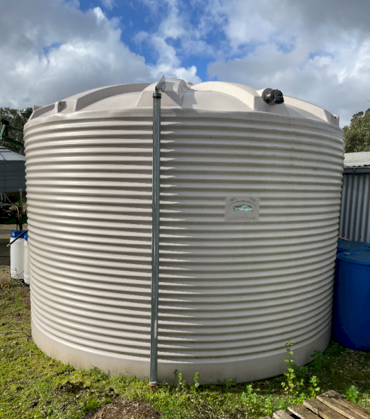 Polymaster Fert Tank | Farm Tender