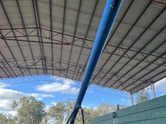 Brandt 1060 Swing Away Auger