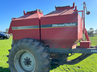 8m Horwood Bagshaw Scaribar with 4000 Air Seeder
