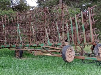 Horwood Bagshaw 15 Section Harrows