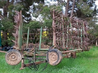 Horwood Bagshaw 15 Section Harrows