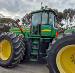 2003 John Deere 9220 Tractor