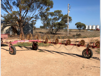 Tonutti In-line Hay Rake