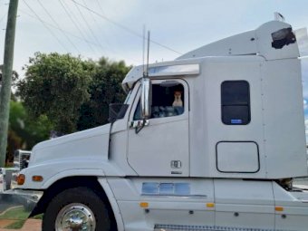 2004 Freightliner Century Classic Prime Mover